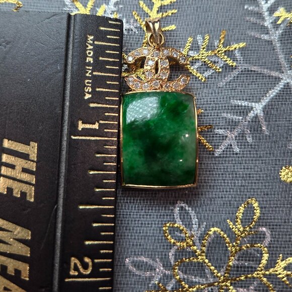 ✨ Luxury Green Jade & Diamond Double C Pendant in 18k Gold ✨ - Picture 11 of 11